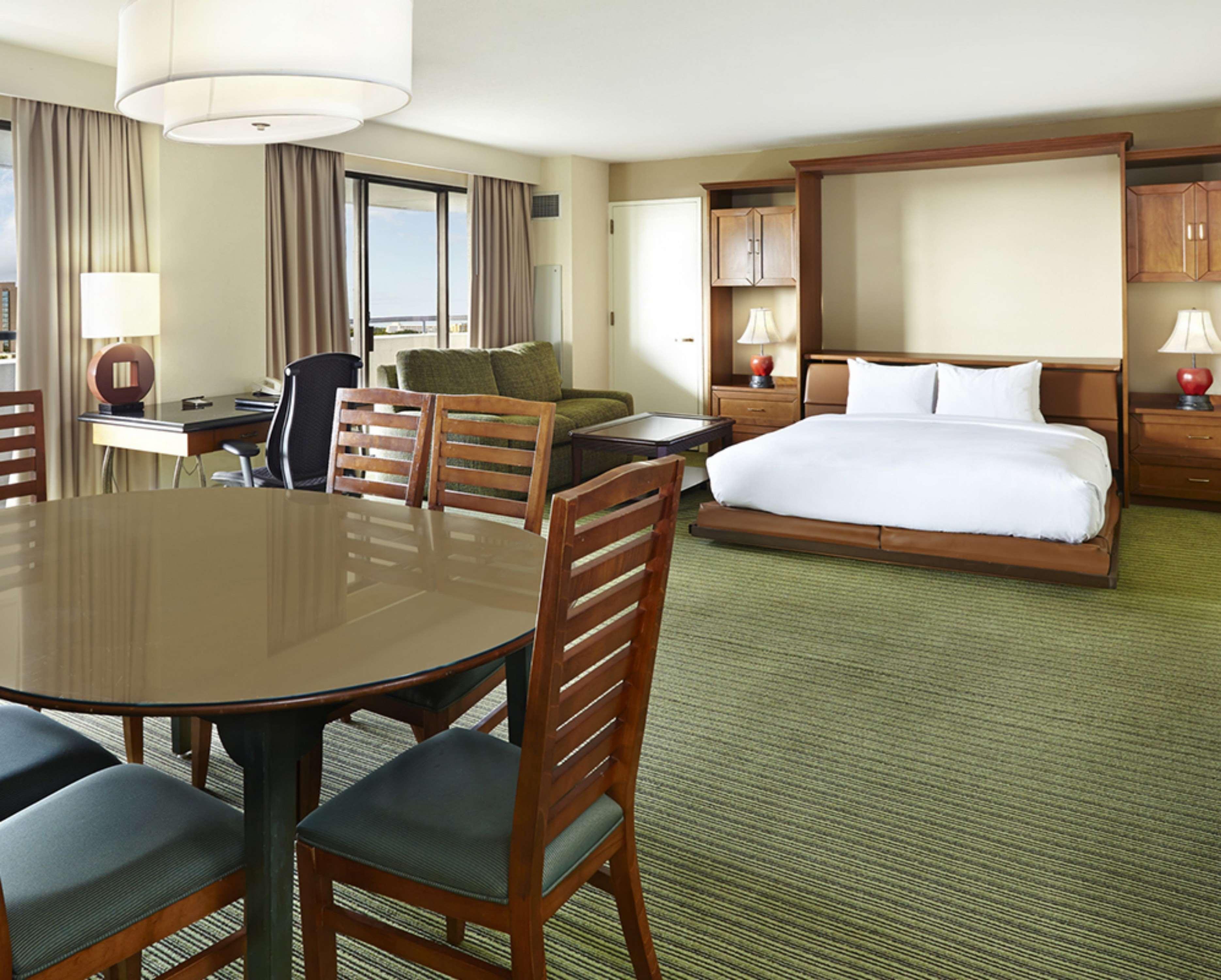 Hilton Orlando Buena Vista - Springs™ Area Lake Buena Vista
